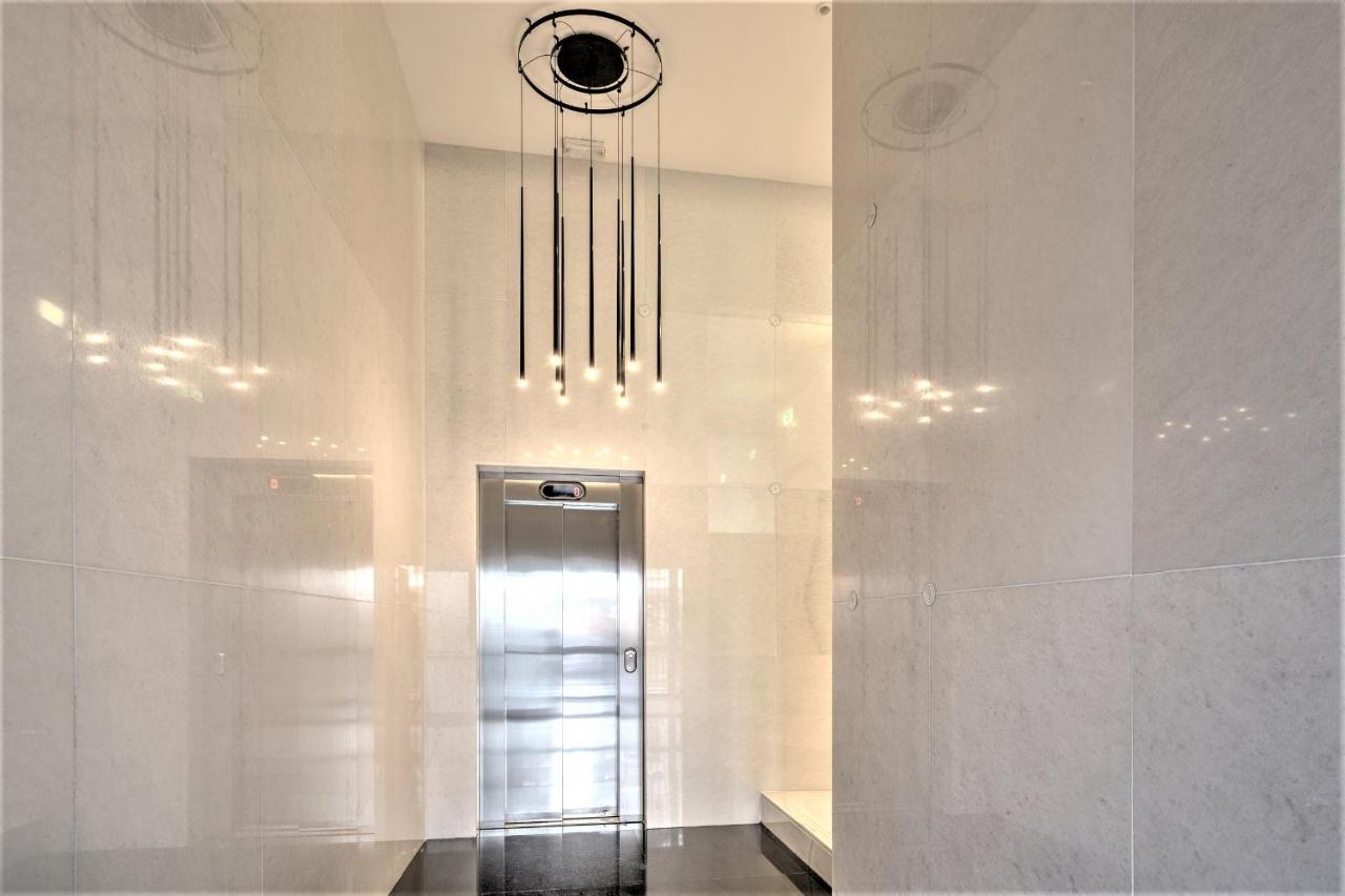 Marble Lodge Apartments In The Center Of Antwerp Exterior photo